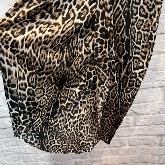 Lucca Couture Cheetah V Neck Bell Sleeve Draped Midi Dress - Small - Picture 12 of 14